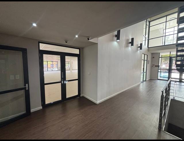 1,014M² OFFICE TO LET IN PLATTEKLOOF 3